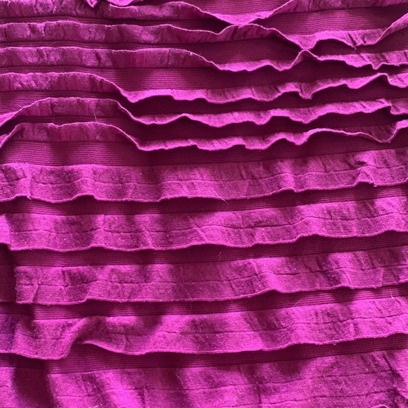 Max studio form fitting dress - Picture 2 of 3